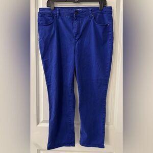 #1942 - Chico’s Size 2 Platinum Stretch Crop Jean Cobalt Blue Fashion Color